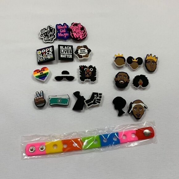 Multicolor Bracelet with 20pc pop on decor- can also be used on Crocs shoes - Picture 1 of 6
